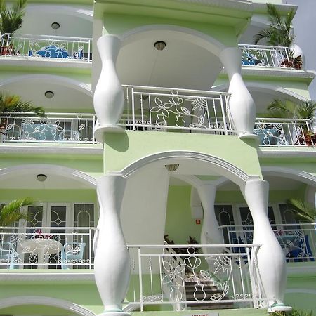 Villa Kissen Trou aux Biches Esterno foto