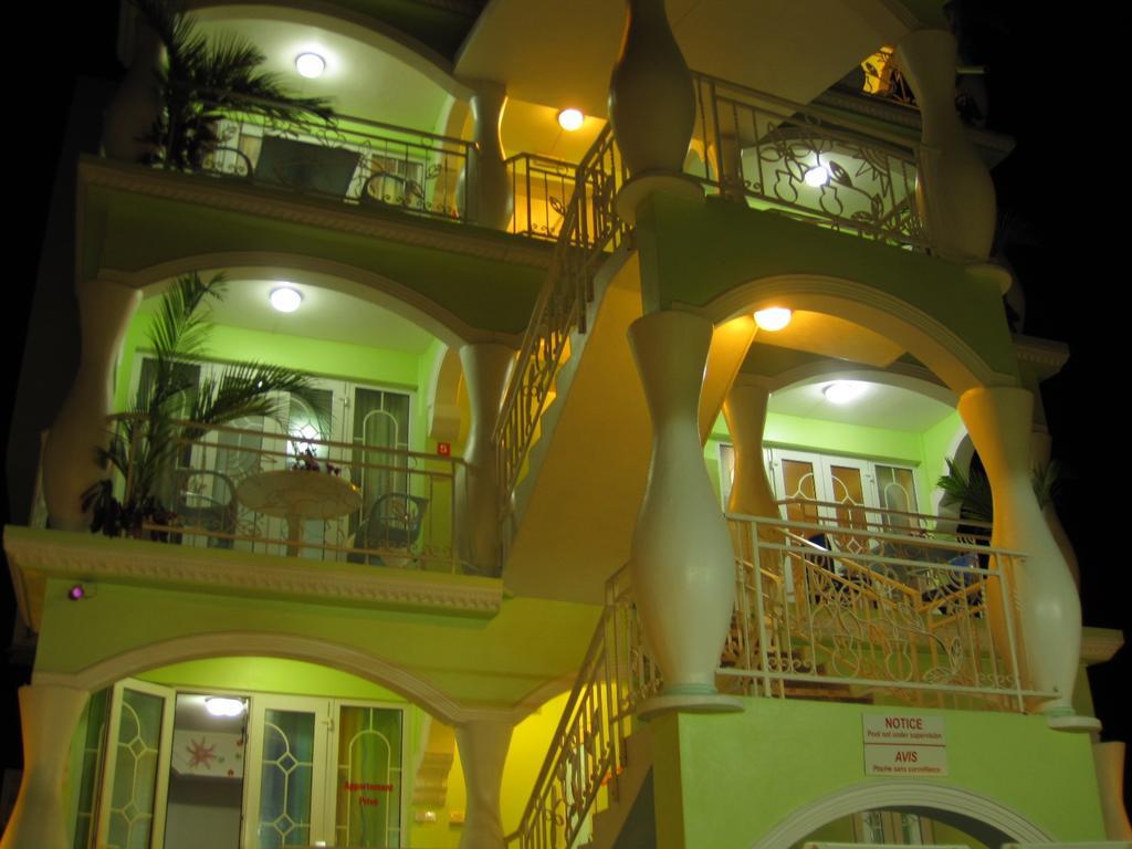 Villa Kissen Trou aux Biches Esterno foto